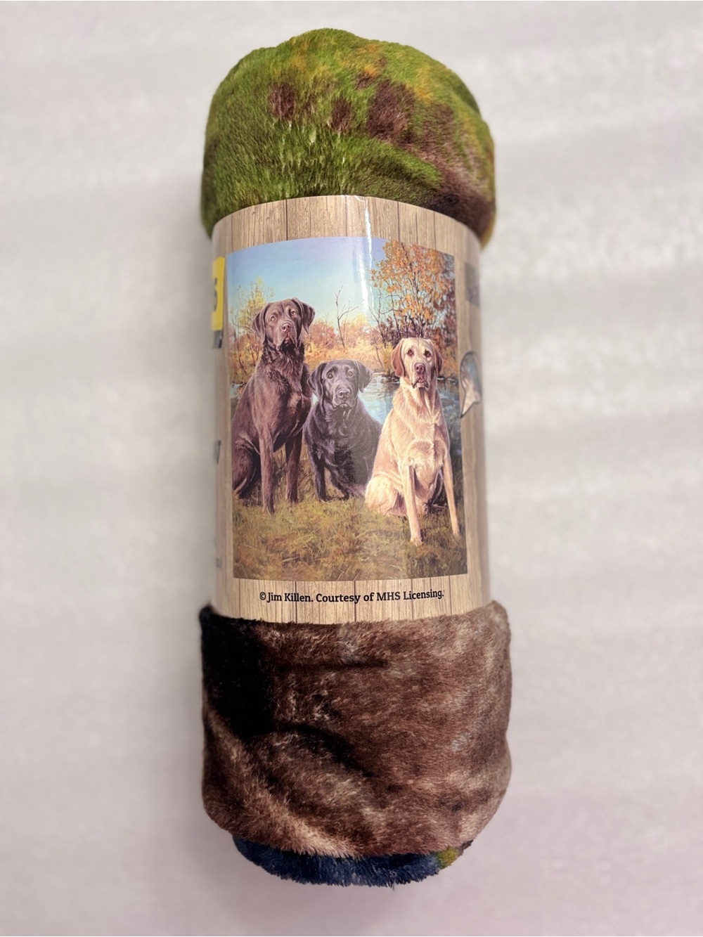 Plush Fleece Labrador Dogs Blanket Throw in Rustic Brown, Green and Blue